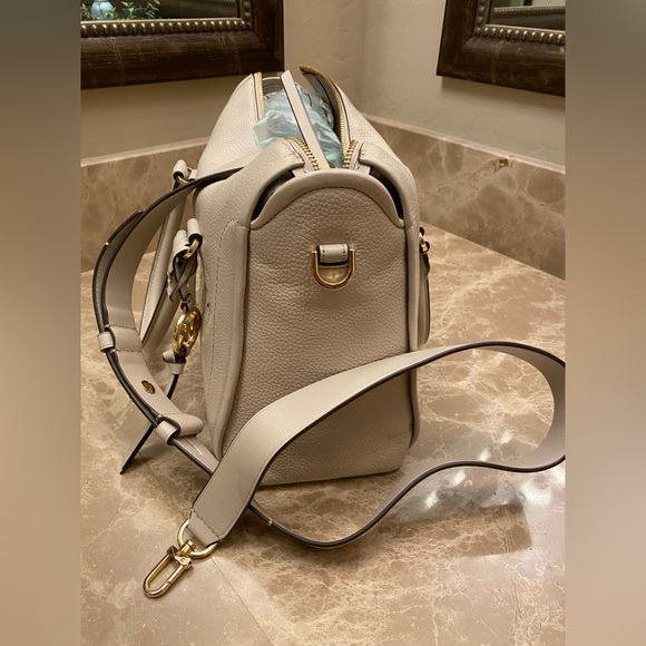 Michael Kors. New with tag. Michael Kors Carine Light Sand Medium Satchel - Picture 13 of 16